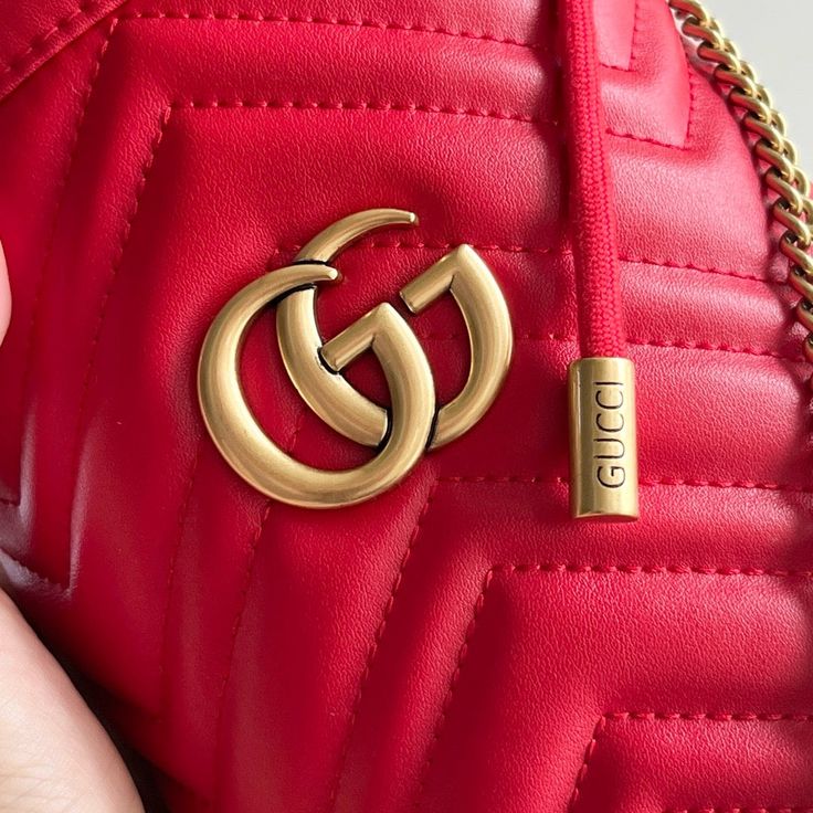 GG Marmont mini bucket bag