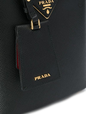 Prada Panier pequena em couro Saffiano Vermelha e Preta