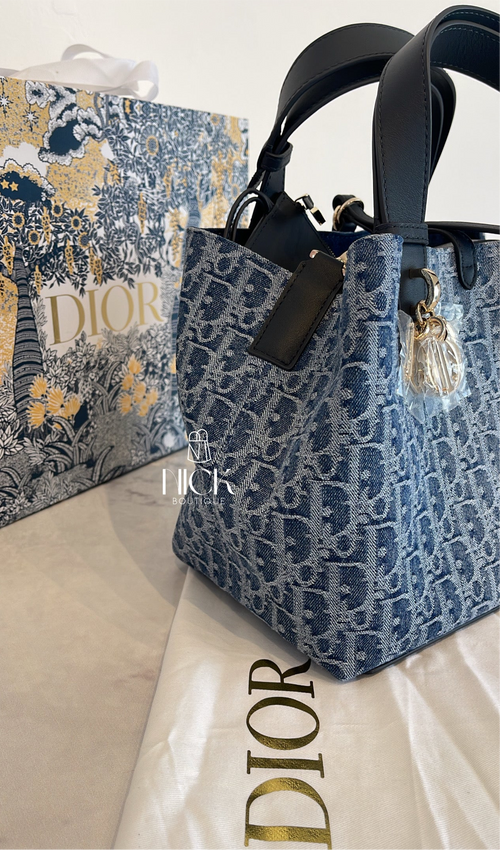 Bolsa Dior Toujours média
Jacquard Denim Dior Oblique azul