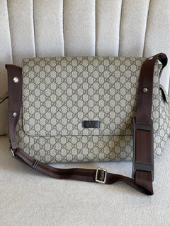 GUCCI BOLSA MATERNIDADE GG PLUS MONOGRAM