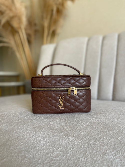 Saint Laurent Gaby em couro de cordeiro acolchoado