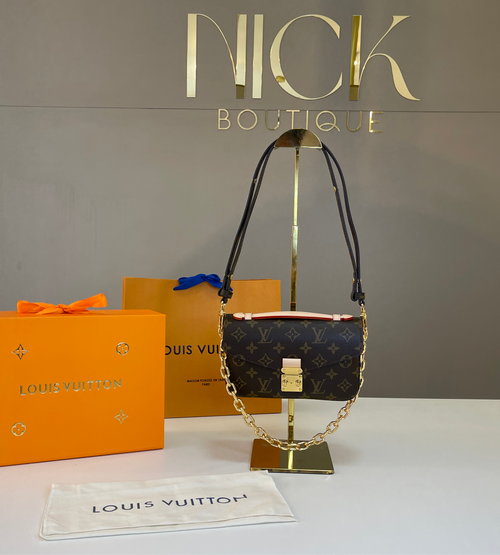 Pochette Metis East West Monogram