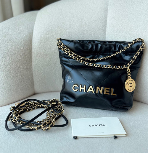 Chanel 22 Mini