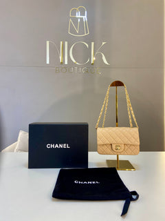 CHANEL CLASSIC FLAP