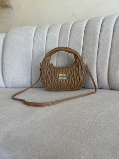 MIUMIU HOBO WNADER