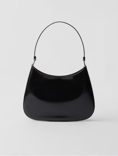 Prada Cleo em couro escovado