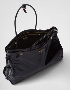 Prada Bolsa grande em couro