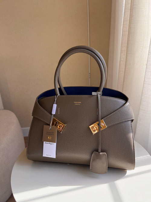 FERRAGAMO HUG