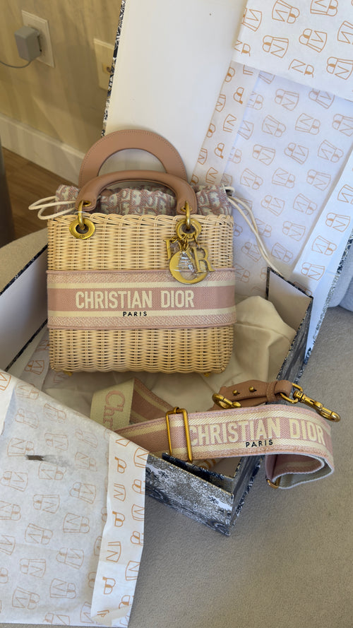 LADY DIOR PALHA