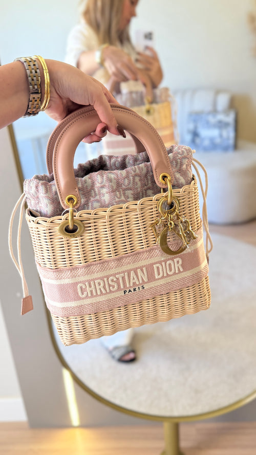 LADY DIOR PALHA